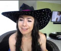 Entrevistamos a Lina, la coach más sexy de CAM4!