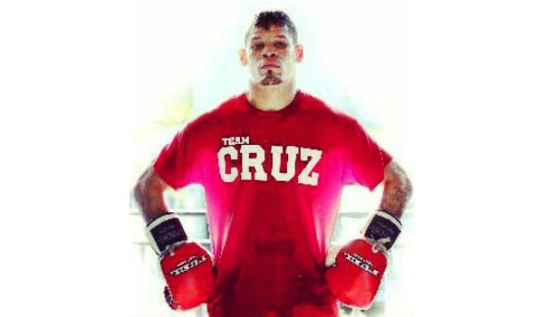 Orlando Cruz reta a Pacquiao tras decir que “los gays son peores que los animales”