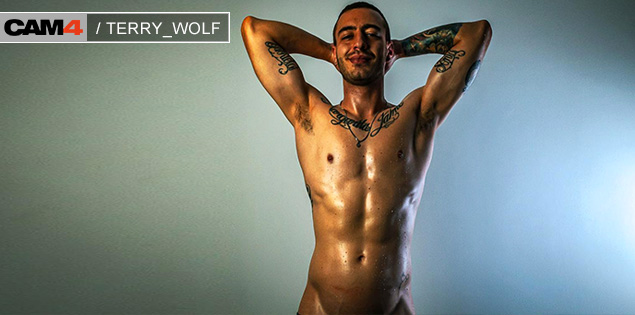 Terry_Wolf, el tatuado morboso que desata tus perversiones en CAM4.