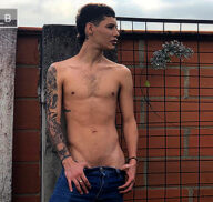 Lyan_B: El twink latino que rompe tabúes en CAM4.