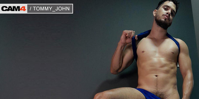 Tommy_John, el latino hot de CAM4.