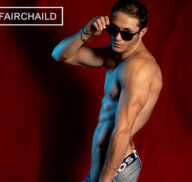 AxelFairChaild, el camboy musculoso listo para tus órdenes en CAM4.