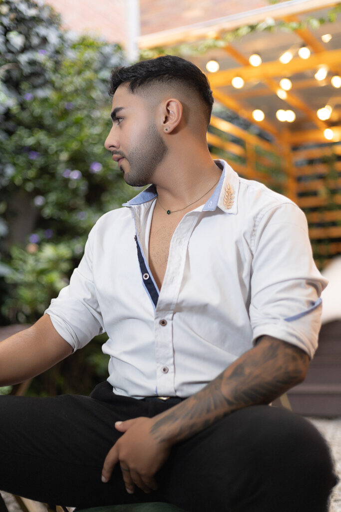 itsmeeros camgay cam4