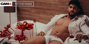 Tu latin lover fetiche es Petesevanss en CAM4