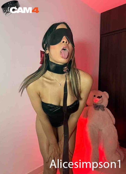 masked sub girl in webcam