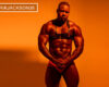Erikjackson35, el macho ebony que enciende CAM4.