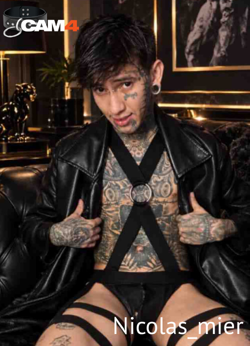chico tatuado webcam